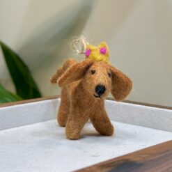 尼泊爾手工羊毛氈娃娃｜皇冠小狗