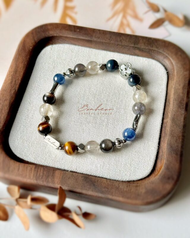 【生命靈數手鍊｜深曜系-鈦鋼】六大解析 × 能量補位 × 儀式祈願